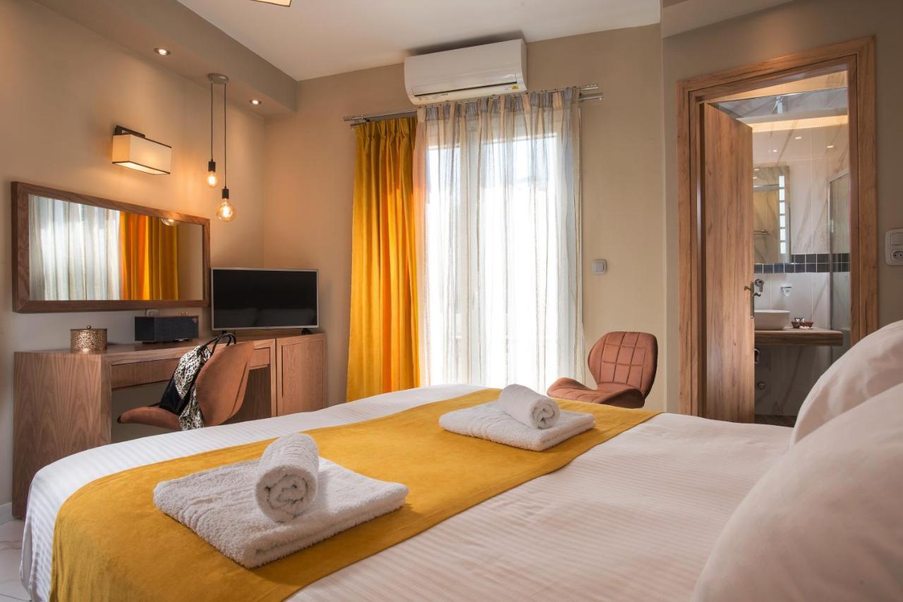 Angelica'S Deluxe Rooms In Adamas מראה חיצוני תמונה
