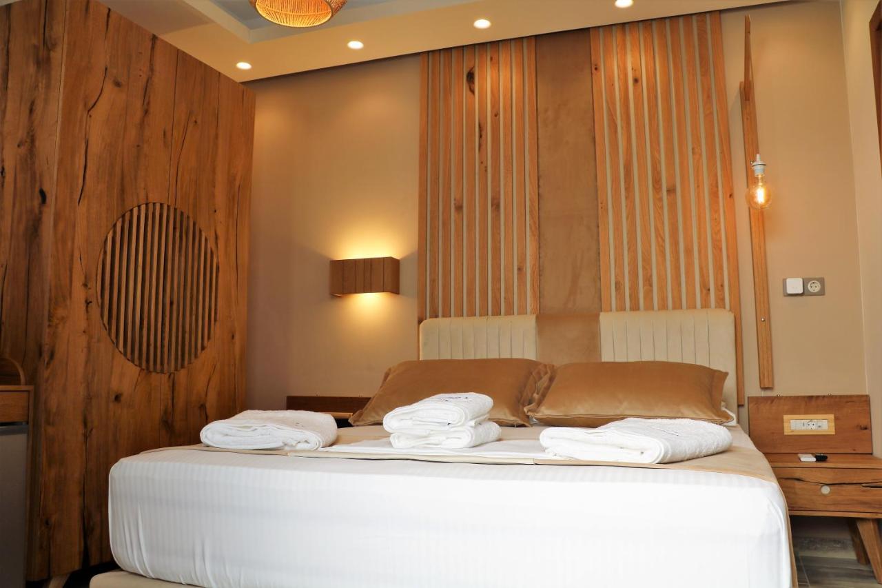 Angelica'S Deluxe Rooms In Adamas מראה חיצוני תמונה