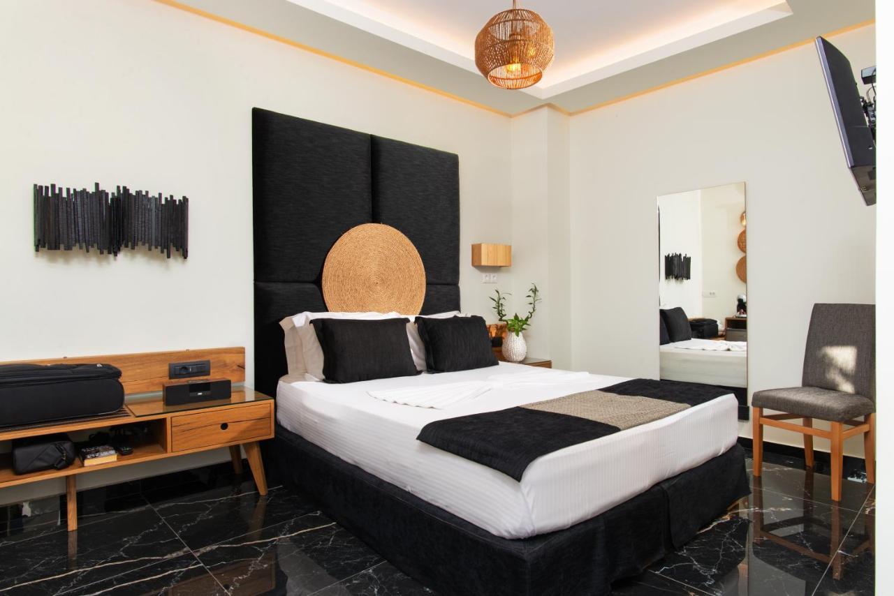 Angelica'S Deluxe Rooms In Adamas מראה חיצוני תמונה